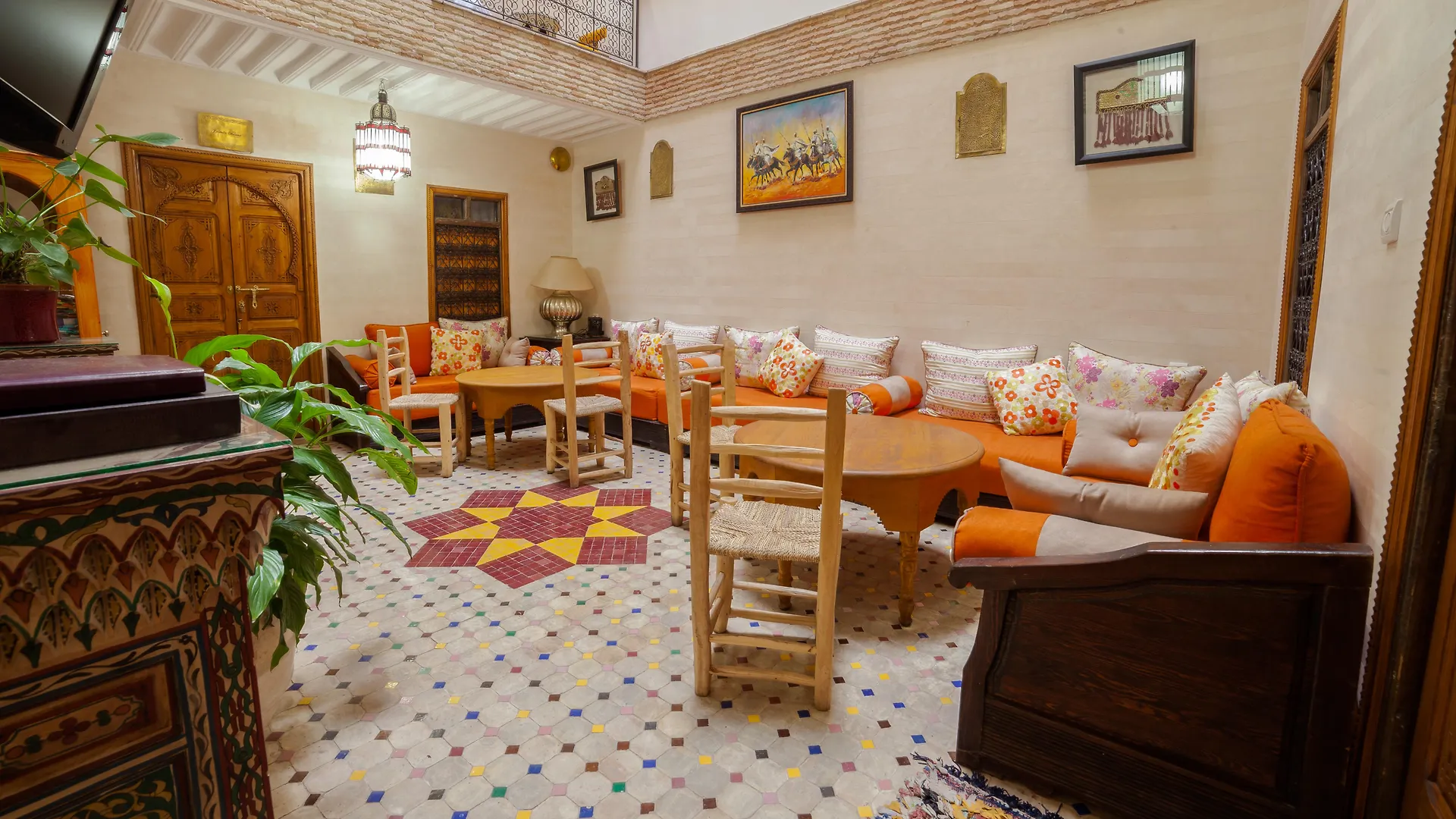 Отель Dar Ikalimo Marrakech Марракеш Риад