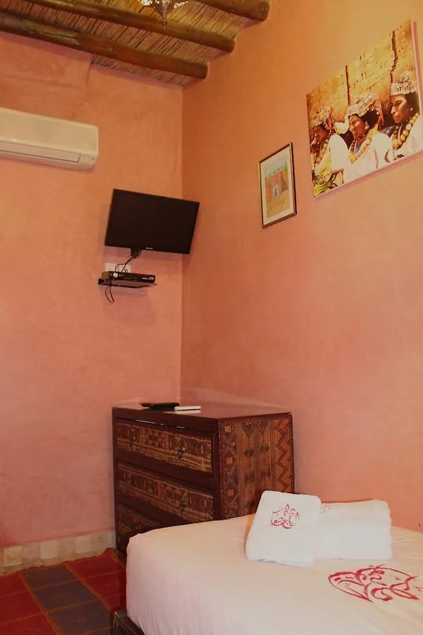 Отель Dar Ikalimo Marrakech Марракеш 3*,